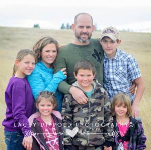 Mommy, Wife, Business Owner and Encourager of the Masses... what can't this lady do?         Photo courtesy of  Lacey Dippold Photography